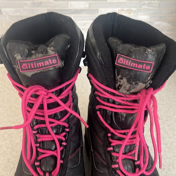 Latinate snowmobile/ice fishing boot - Picture 10 of 10